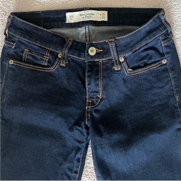 ABERCROMBIE & FITCH | Brand New Worn Once | Skinny Low Rise | Size 00/24 Short - Picture 2 of 5